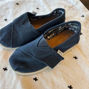 TOMS Kids Dark Blue Slip-On Slippers